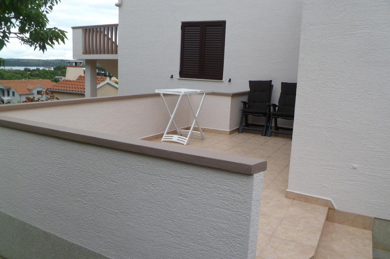 Apartments With A Parking Space Sali, Dugi Otok - 8154 外观 照片